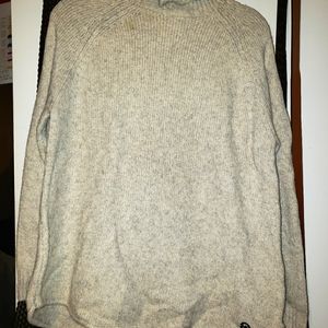 MK turtle neck sweater size XL, creame color.